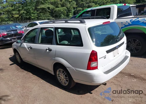 2005 Ford Focus Zxw z USA, uszkodzony, nr VIN 1FAFP36N45W244268